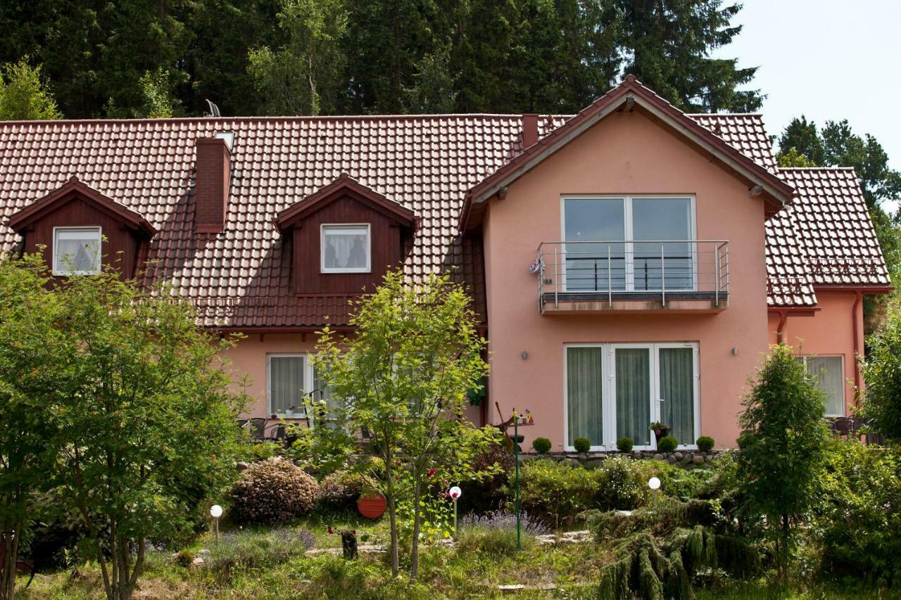 Resort Holiday Natural - Gosciniec Zacisze Chmielno Kültér fotó