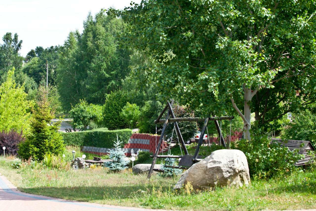 Resort Holiday Natural - Gosciniec Zacisze Chmielno Kültér fotó